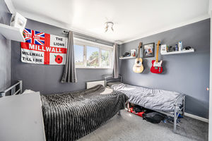 BEDROOM- click for photo gallery